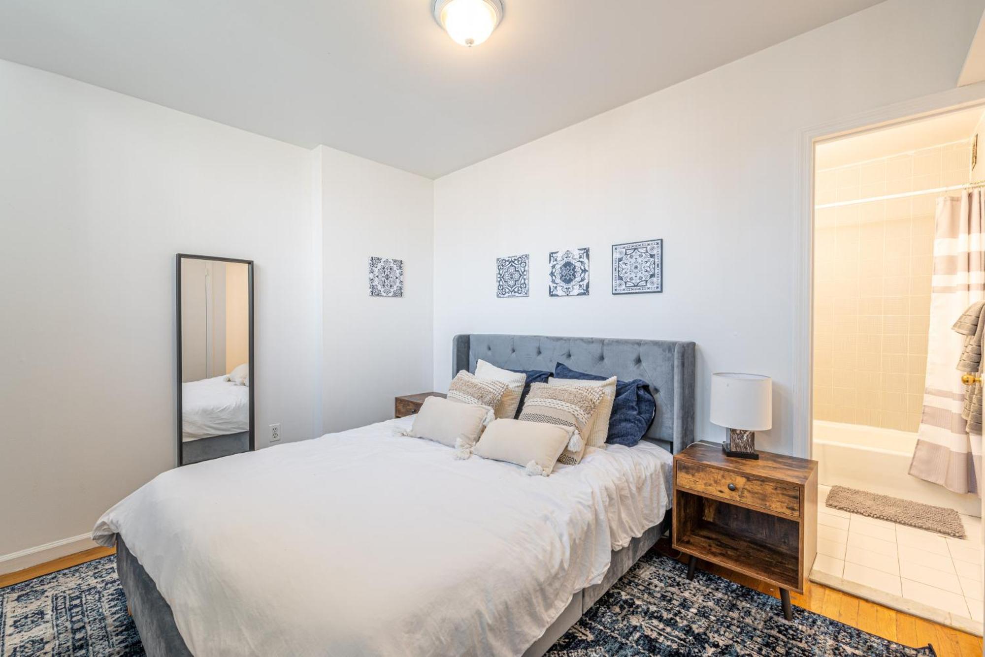 Amazing Furnished 1 Bedroom Penthouse Midtown West *