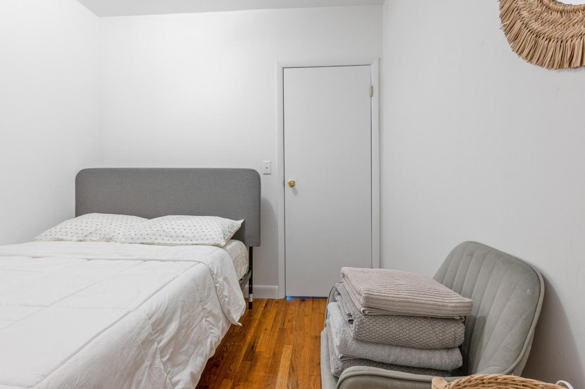Apartment Lovely Near Park