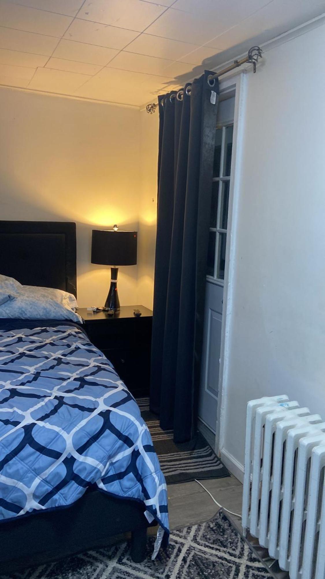 Cozzy With Private Entrance And Drive Way Nova York