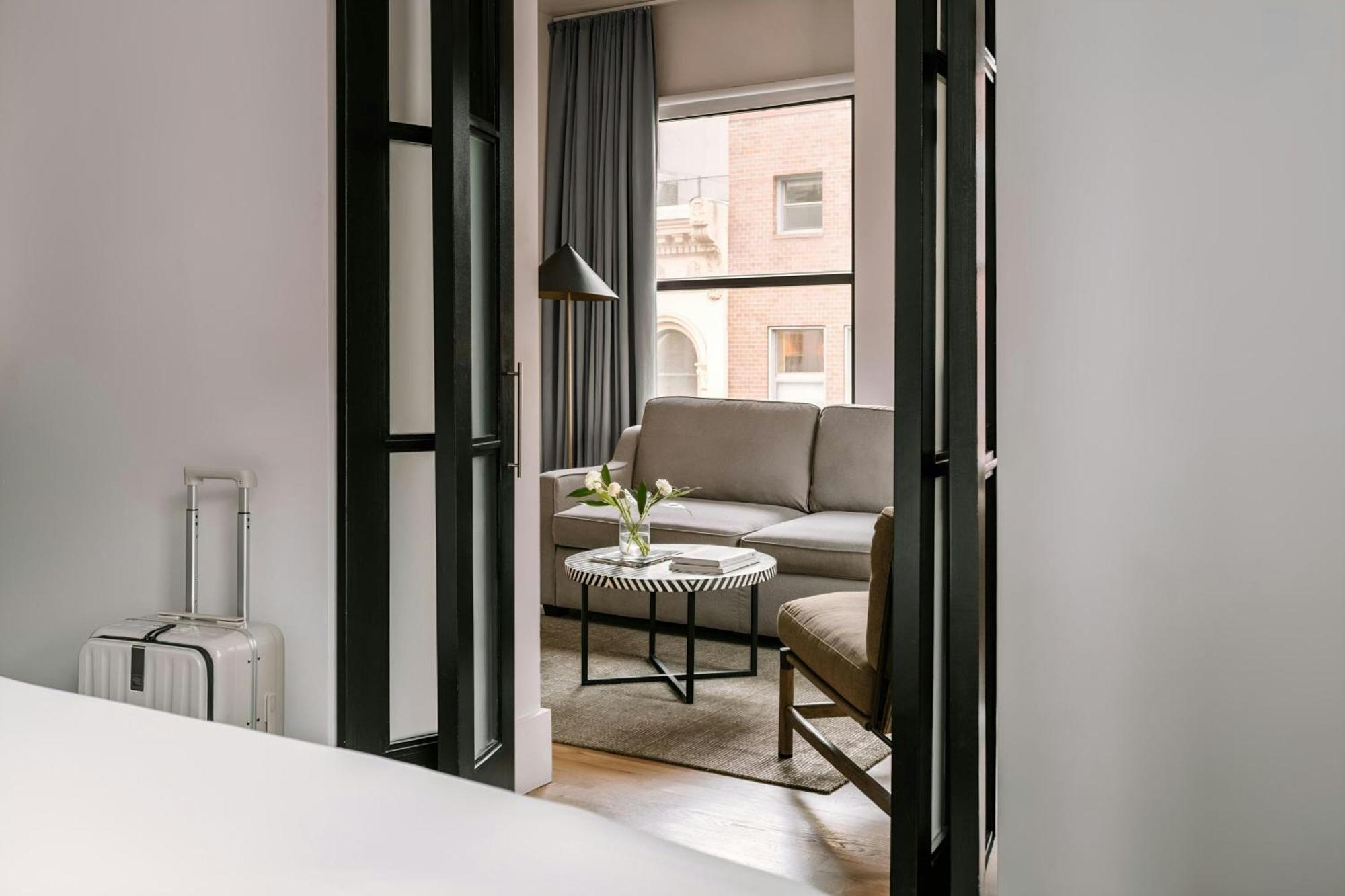 Sonder Duane Street 4*