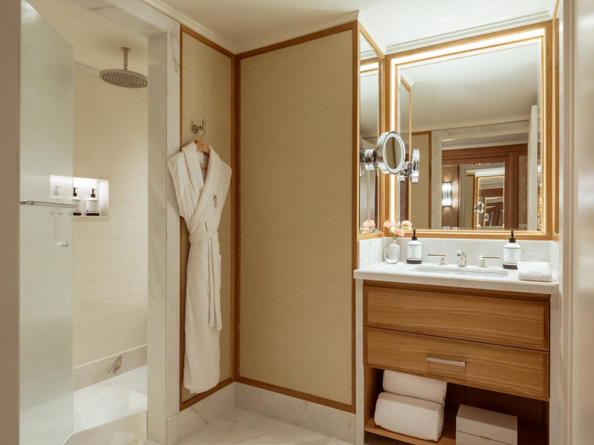 The Surrey, A Corinthia Nova York
