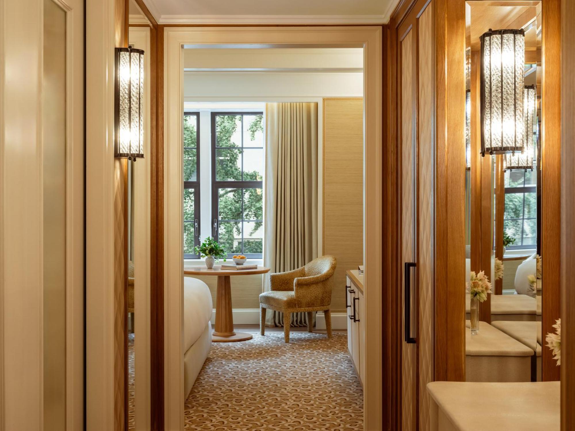 Hotel The Surrey, A Corinthia Nova York