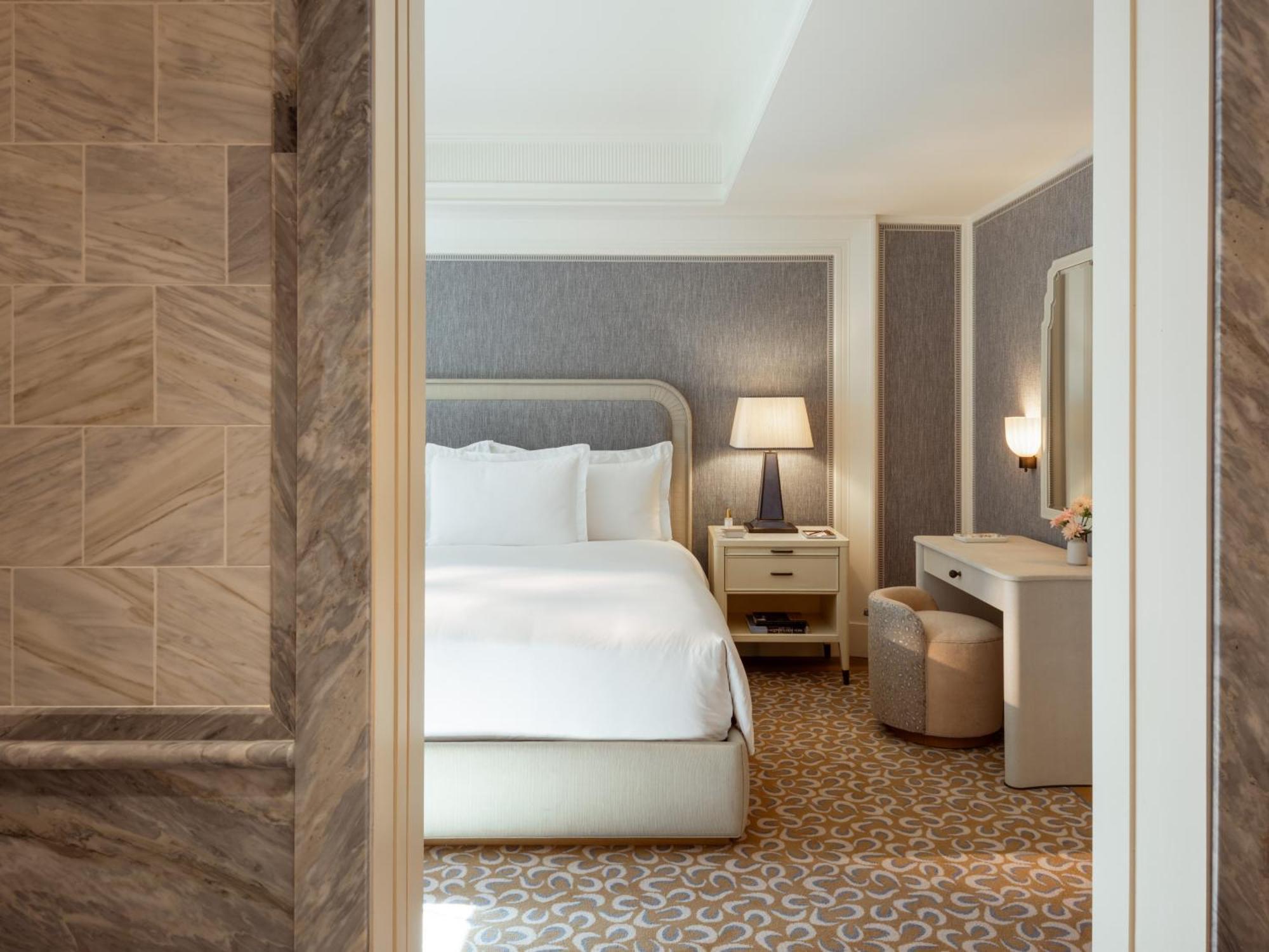 Hotel The Surrey, A Corinthia Nova York