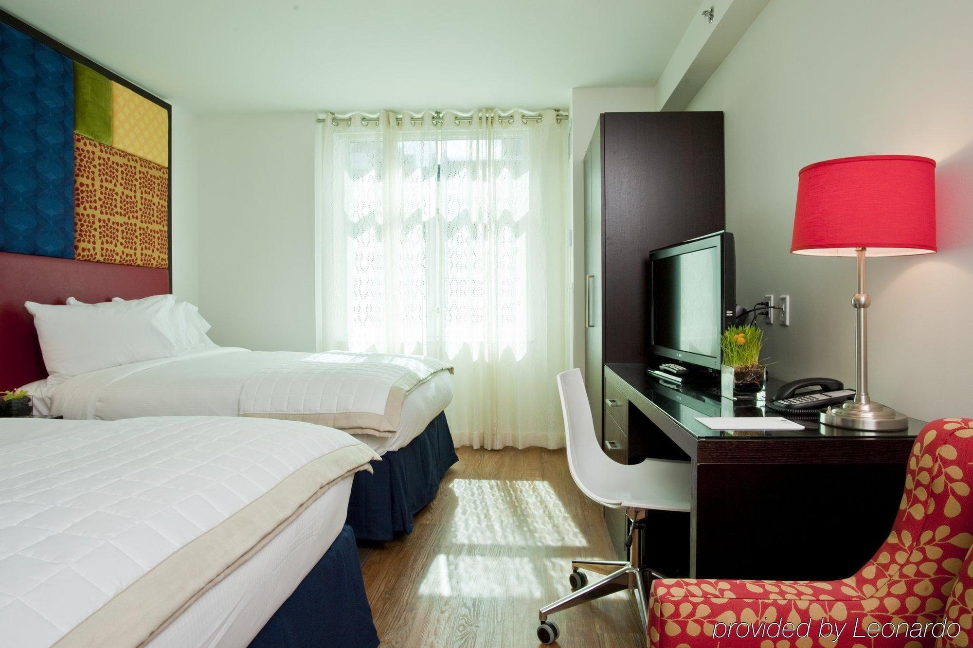 Hayden Hotel 4*