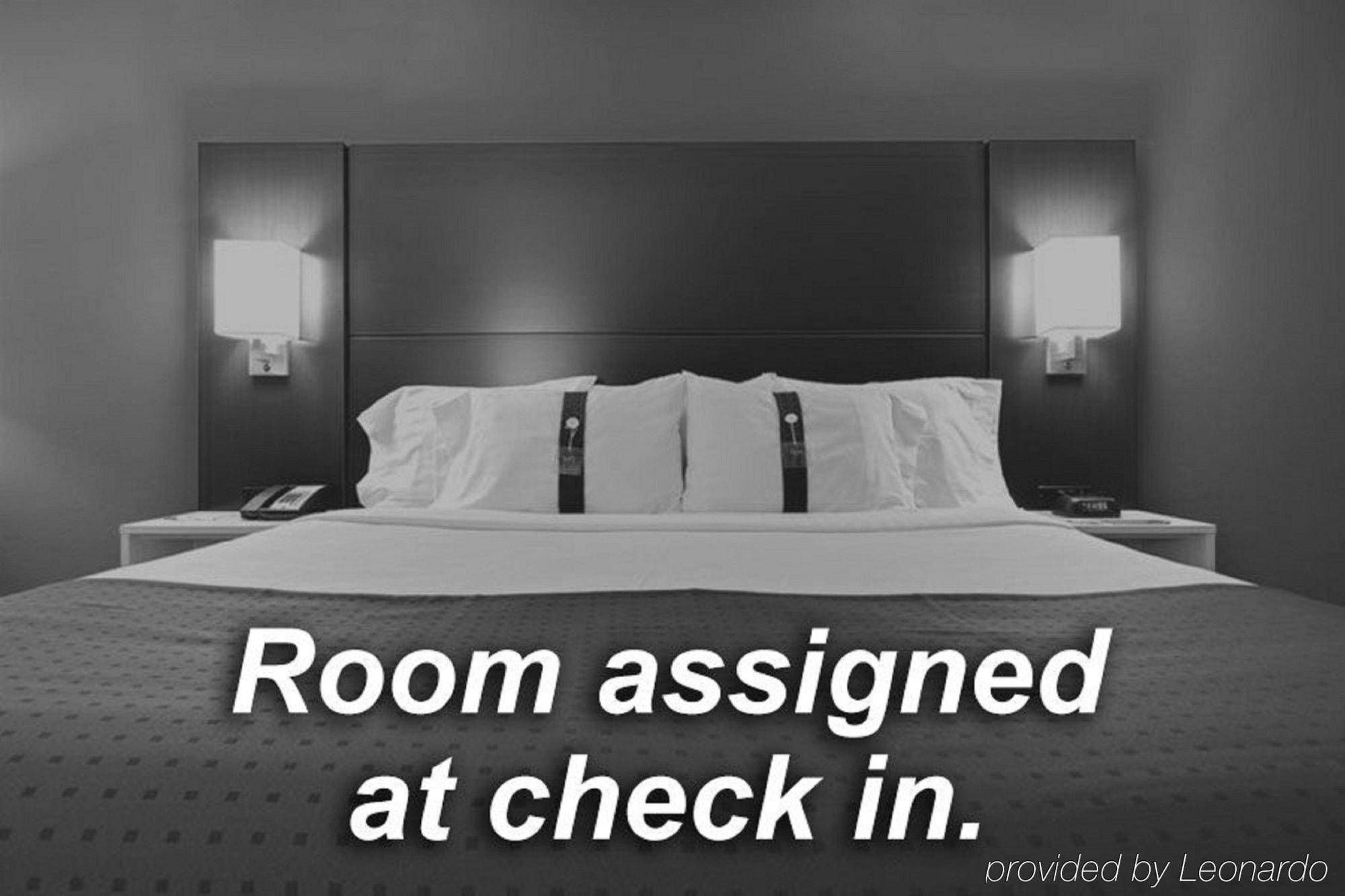 Fairfield & By Marriott Staten Island Hotel New York