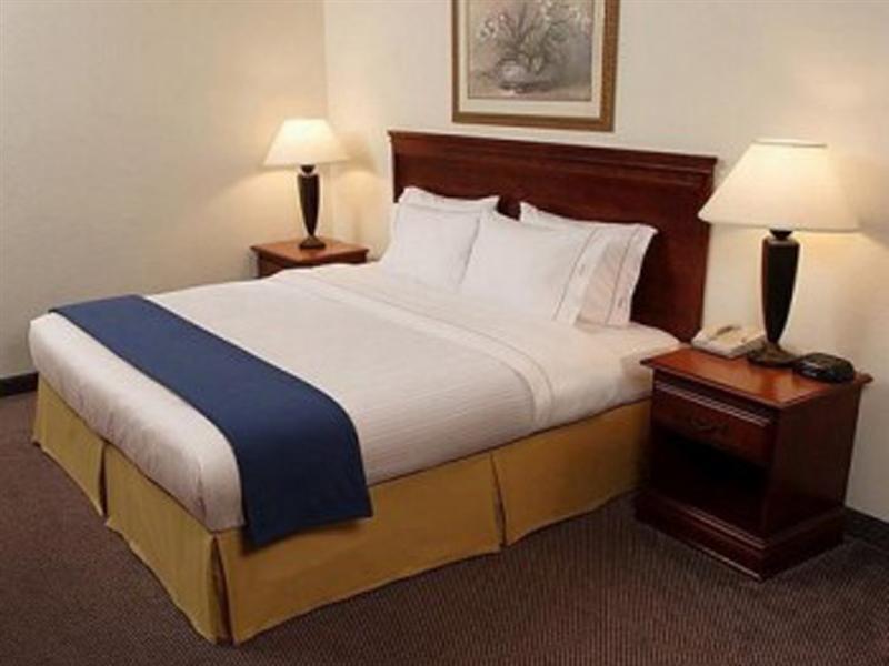 Holiday Express - Times Square By Ihg