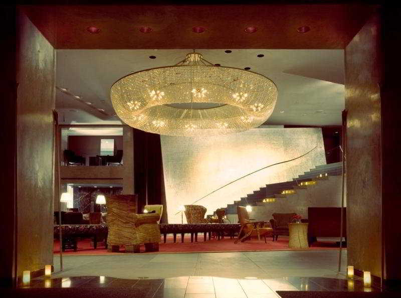 Paramount Times Square Hotel 4*