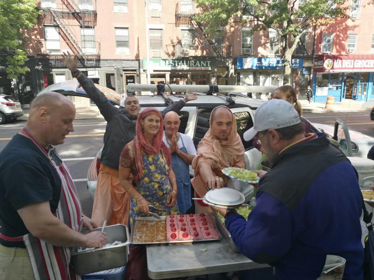 Hostel Interfaith Retreats