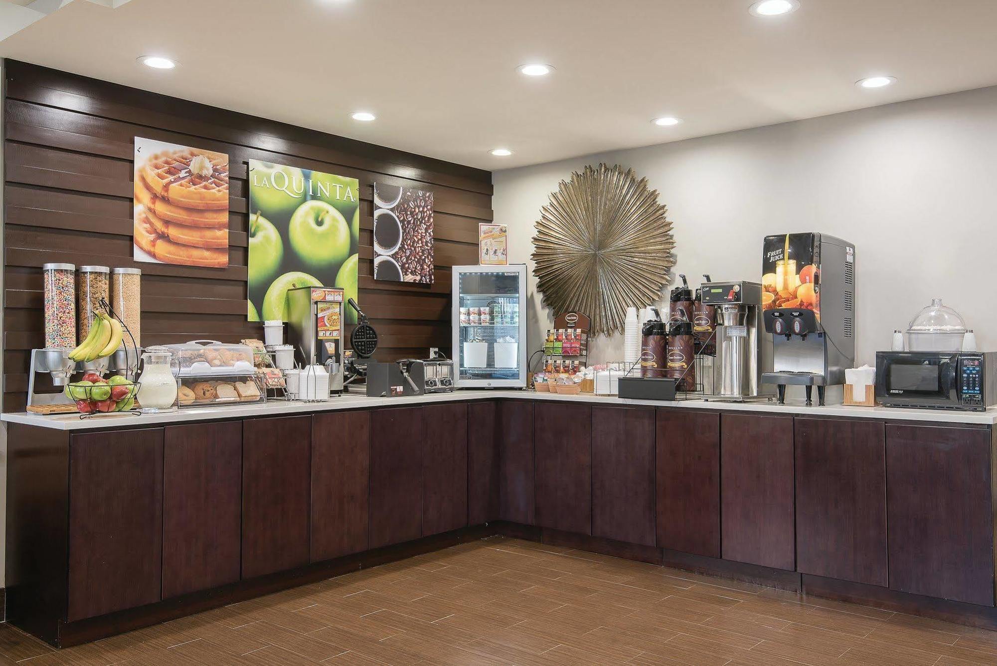 La Quinta By Wyndham Brooklyn East 3* New York