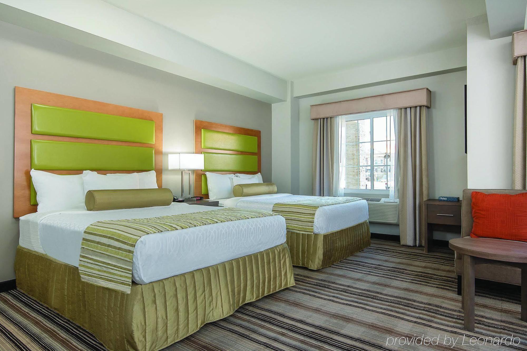 La Quinta By Wyndham Brooklyn East