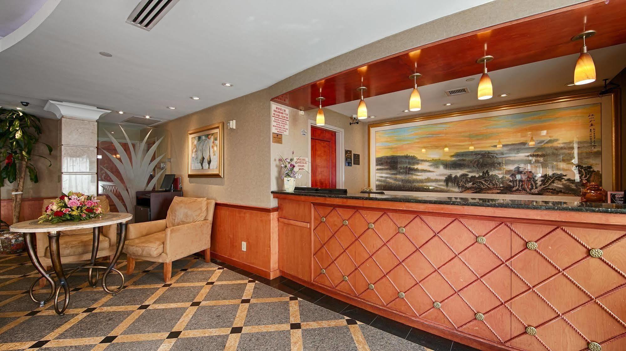 Best Western Queens Court Hotel