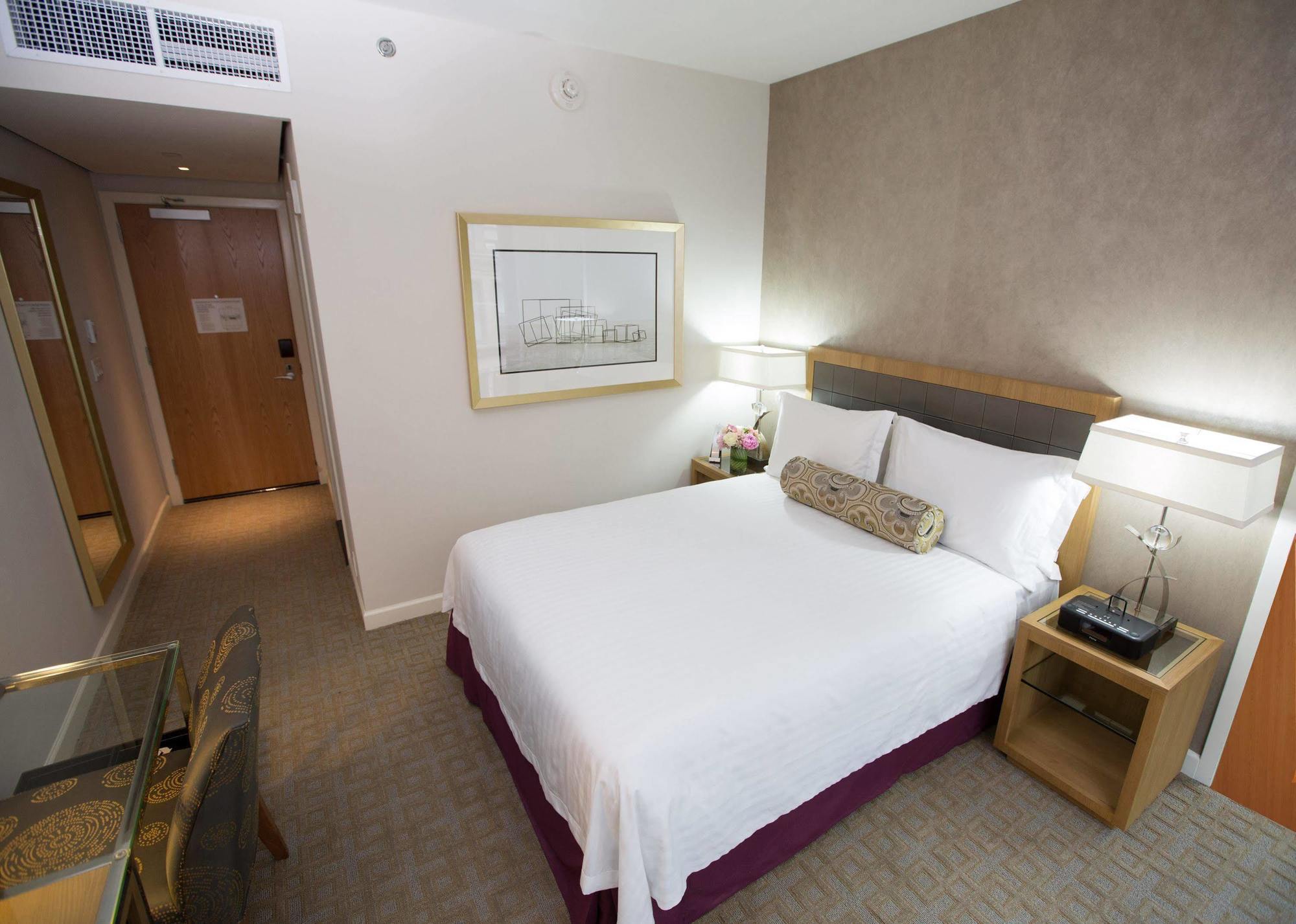 Hotel Executive Le Soleil Nova York
