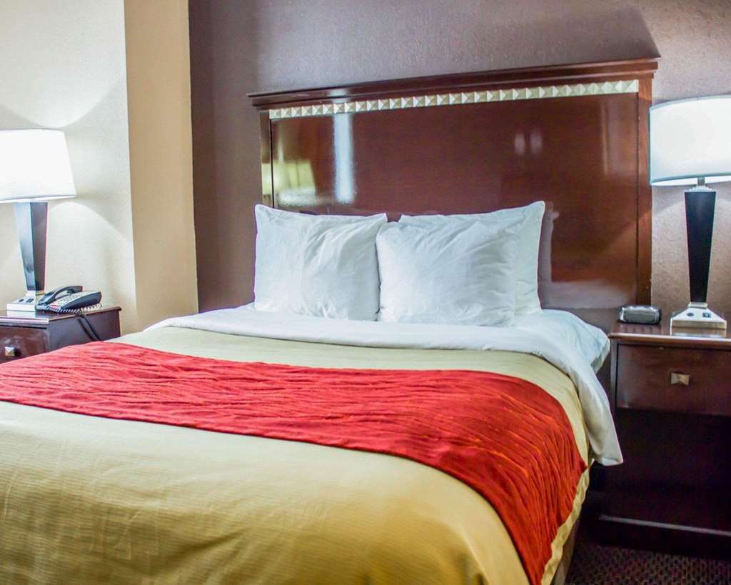 Travelodge By Wyndham Queens 3* New York