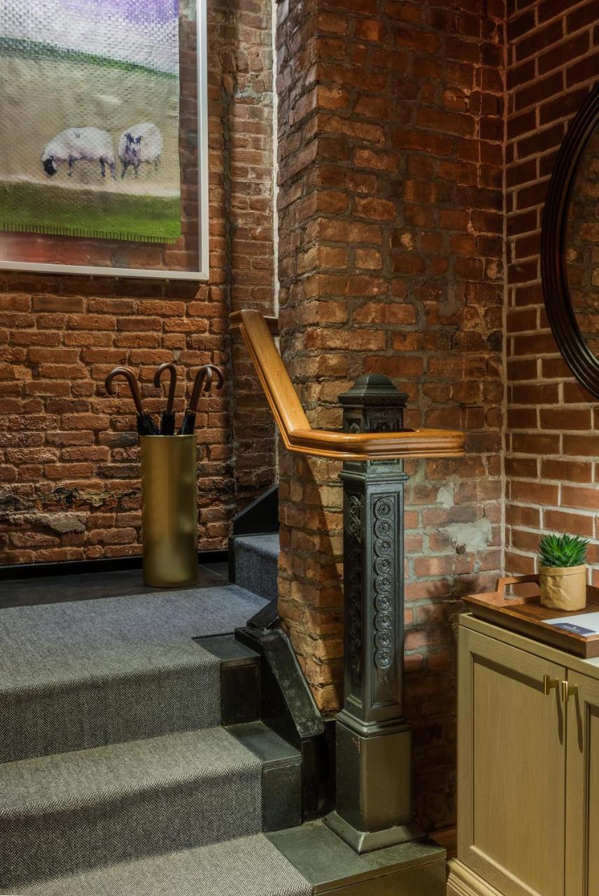 Merrion Row And Public House 4*