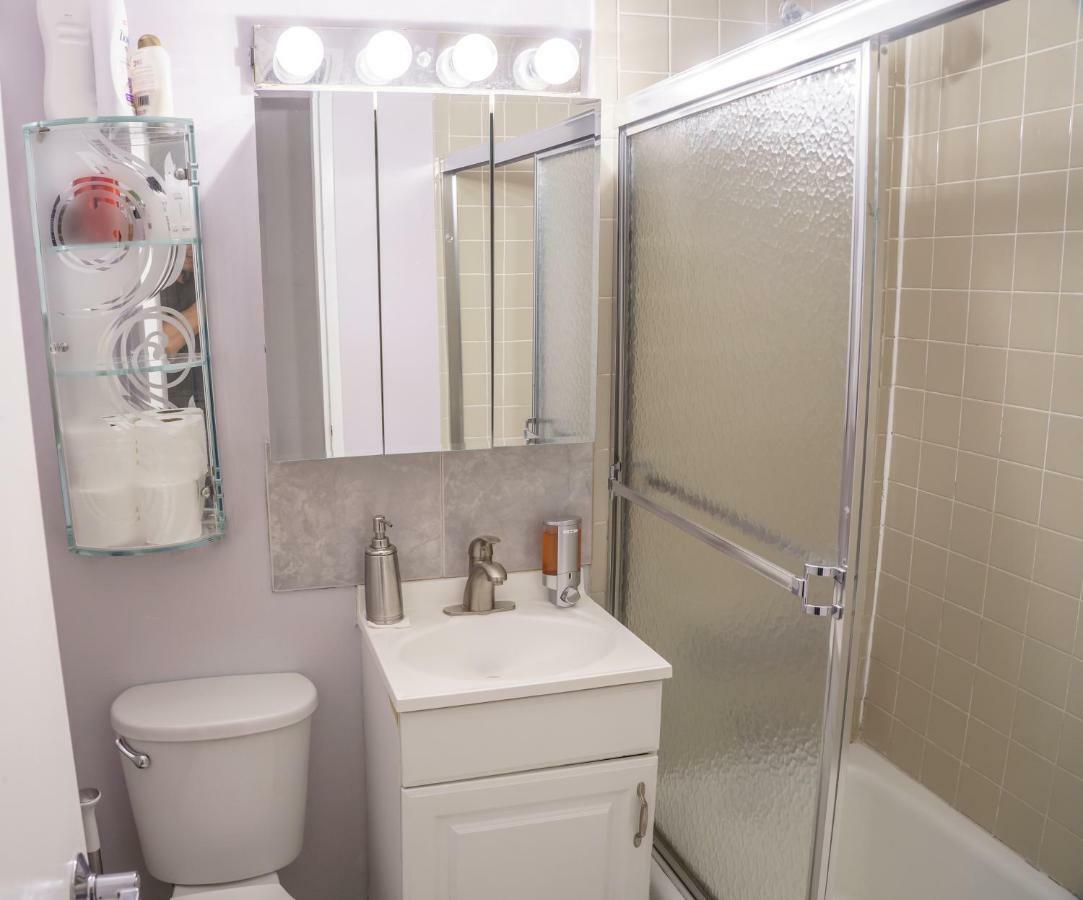 36th Street Apartment *