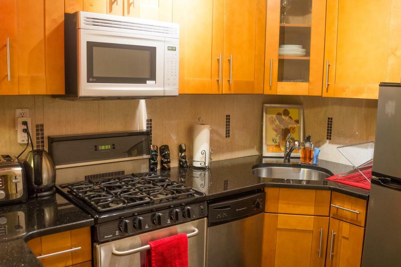 36th Street Apartment *