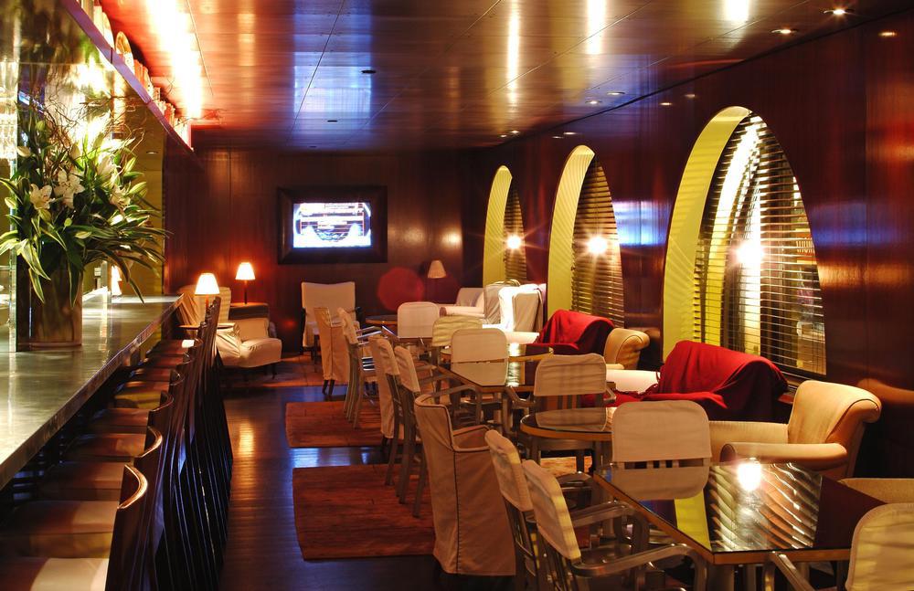 Paramount Times Square Hotel