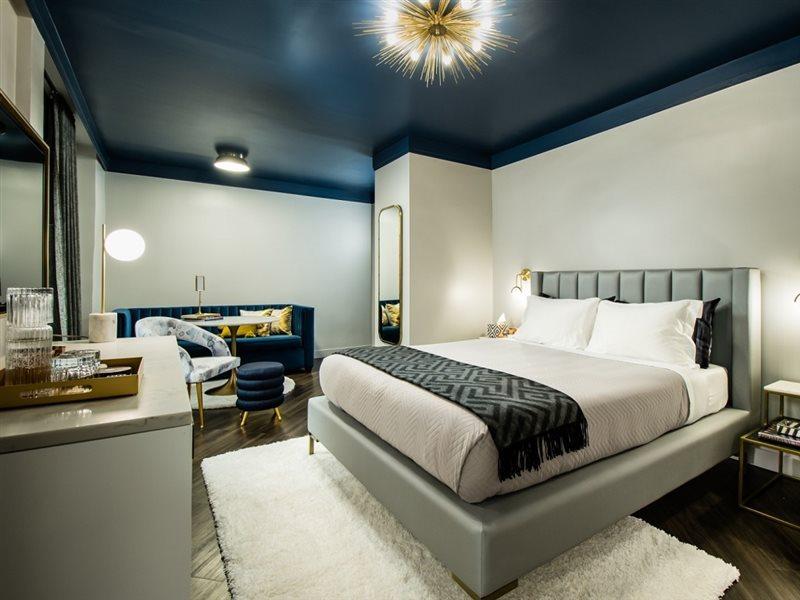 The @ 3* New York