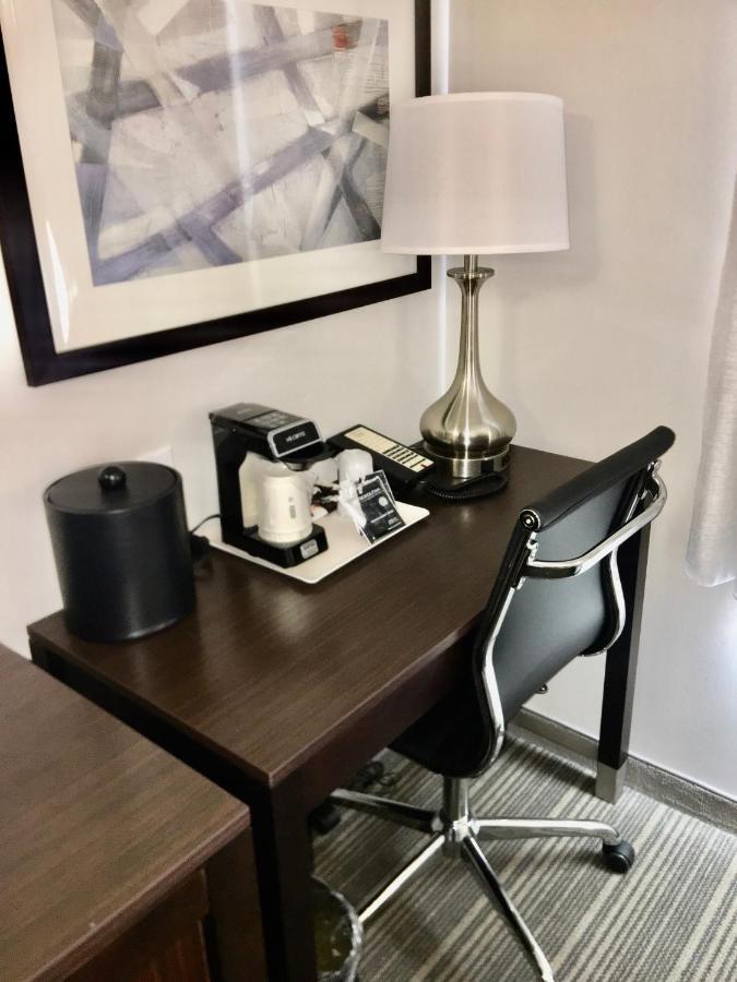 Hotel Wingate By Wyndham Jfk Airport, Far Rockaway Ny Nova York
