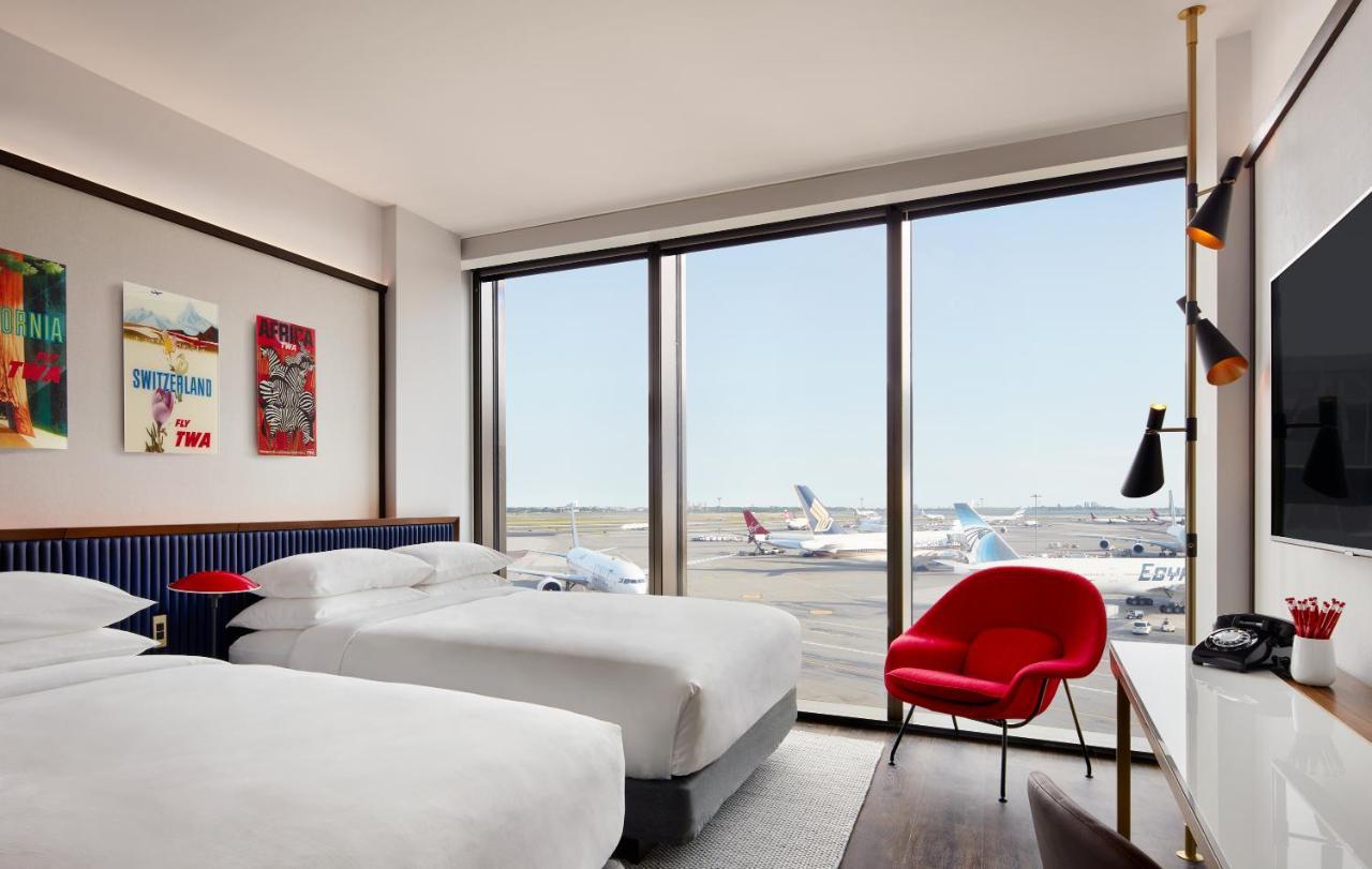 Twa At Jfk Airport
